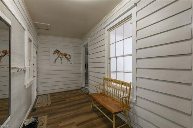 25 E Griffin ST, Windsor, VA 23487