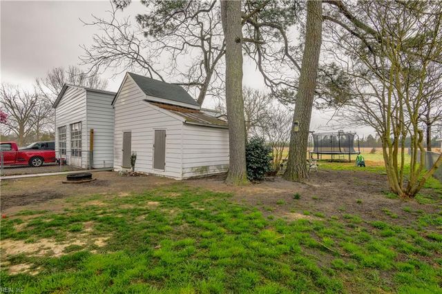 25 E Griffin ST, Windsor, VA 23487