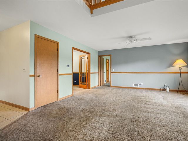 2615 Poplar View Bend, Elgin, IL 60120