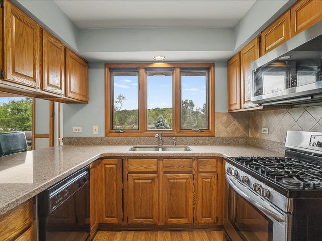 2615 Poplar View Bend, Elgin, IL 60120