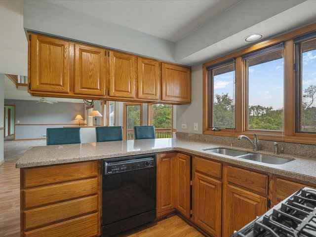 2615 Poplar View Bend, Elgin, IL 60120