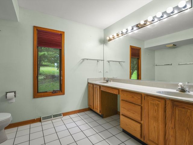 2615 Poplar View Bend, Elgin, IL 60120