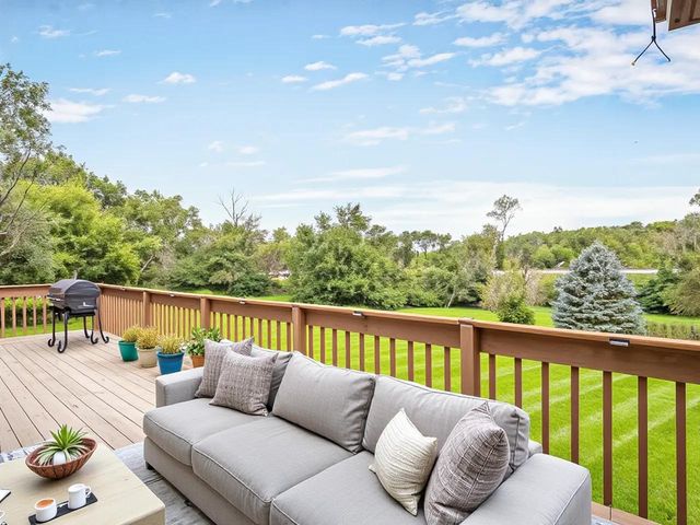 2615 Poplar View Bend, Elgin, IL 60120