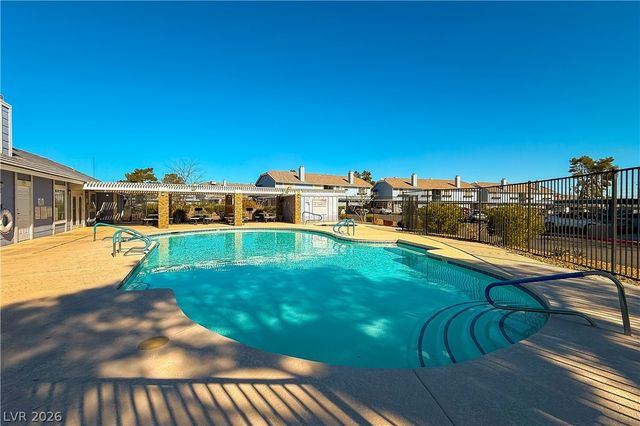 5419 Centurion Court 203, Las Vegas, NV 89122