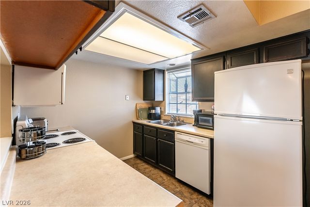 5419 Centurion Court 203, Las Vegas, NV 89122