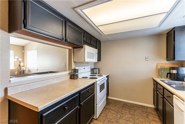 5419 Centurion Court 203, Las Vegas, NV 89122