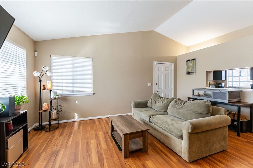 5419 Centurion Court 203, Las Vegas, NV 89122