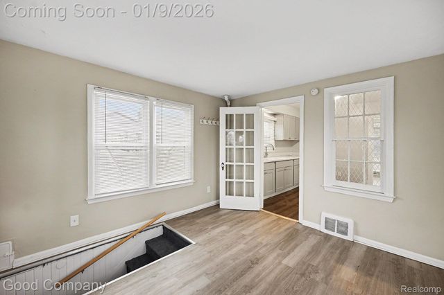 20781 15 Mile Road, Clinton Charter Township, MI 48035