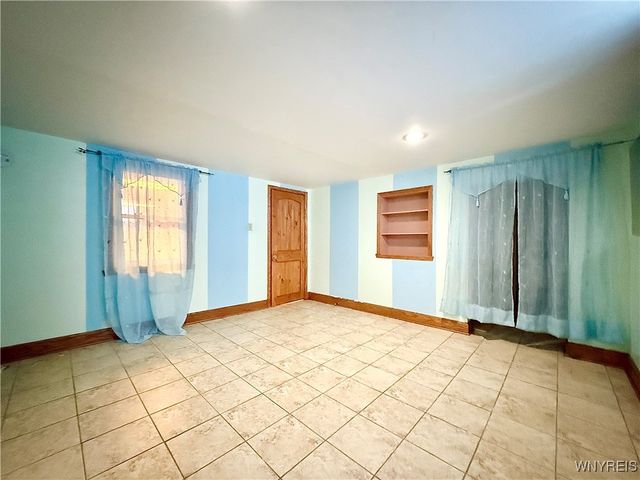 676 North Ellicott Creek Road, Amherst, NY 14228