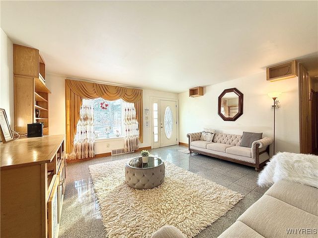 676 North Ellicott Creek Road, Amherst, NY 14228