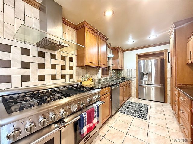 676 North Ellicott Creek Road, Amherst, NY 14228