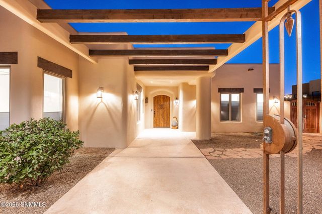 8109 Constitution Road, Las Cruces, NM 88007