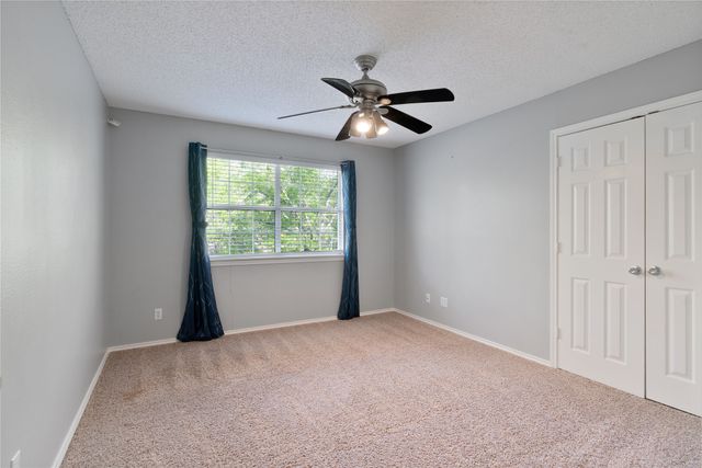 3925 Lakeshore Drive, Reno, TX 75462