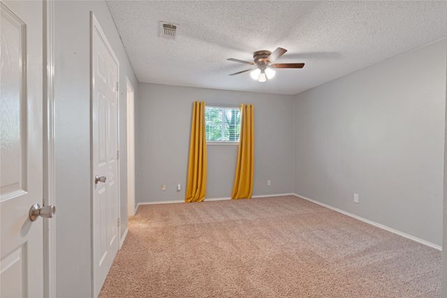 3925 Lakeshore Drive, Reno, TX 75462
