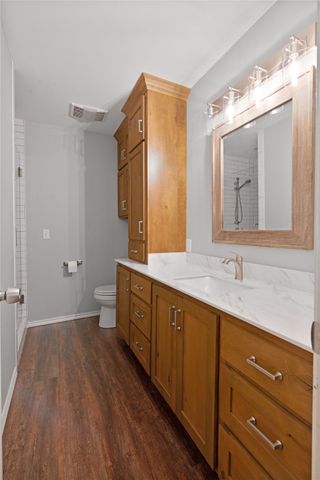 3925 Lakeshore Drive, Reno, TX 75462