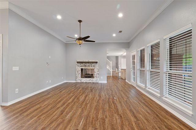 3925 Lakeshore Drive, Reno, TX 75462