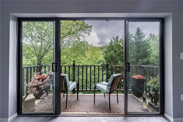 27306 Plantation Drive NE 306, Atlanta, GA 30324