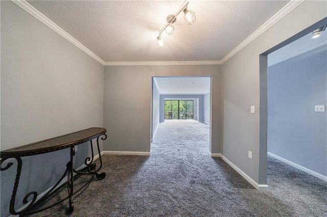 27306 Plantation Drive NE 306, Atlanta, GA 30324
