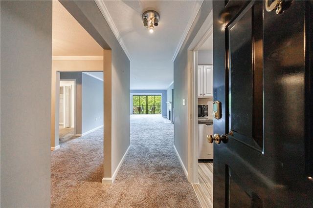 27306 Plantation Drive NE 306, Atlanta, GA 30324