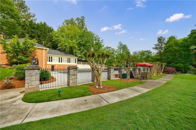 27306 Plantation Drive NE 306, Atlanta, GA 30324