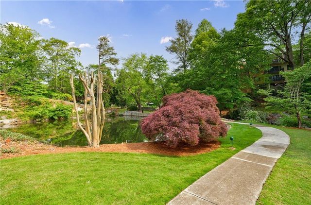 27306 Plantation Drive NE 306, Atlanta, GA 30324
