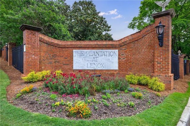 27306 Plantation Drive NE 306, Atlanta, GA 30324