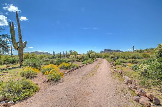 10581 E VALLEY VIEW Drive, Gold Canyon, AZ 85118