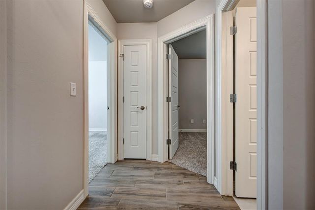 9113 Anaum Lane, Yukon, OK 73099