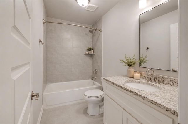 9113 Anaum Lane, Yukon, OK 73099