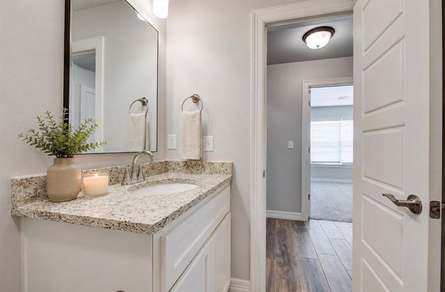 9113 Anaum Lane, Yukon, OK 73099