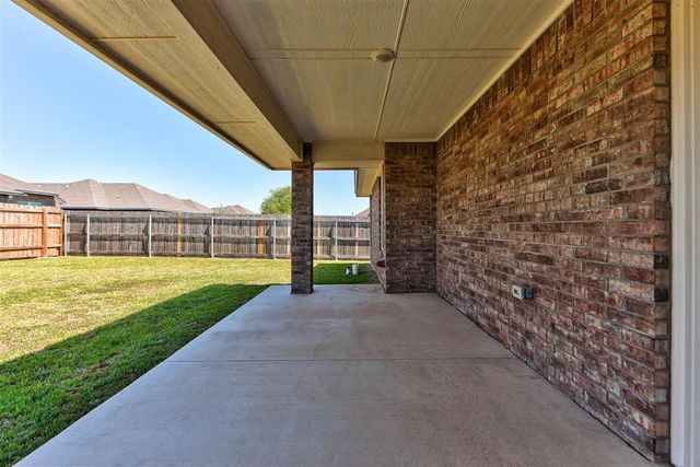 9113 Anaum Lane, Yukon, OK 73099