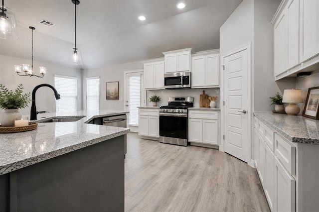 9113 Anaum Lane, Yukon, OK 73099