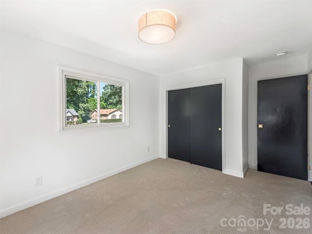 3717 Flowerfield Road, Charlotte, NC 28210