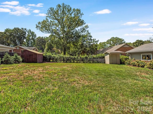 3717 Flowerfield Road, Charlotte, NC 28210