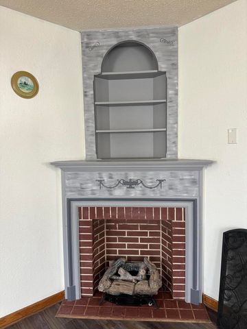 1042 W Third Street, West Plains, MO 65775