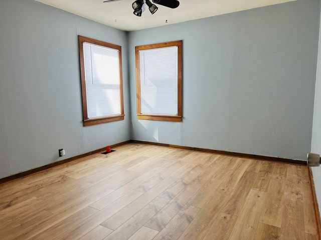 1042 W Third Street, West Plains, MO 65775