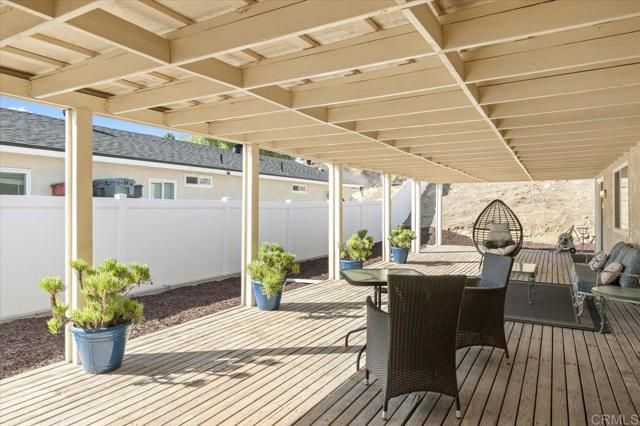 19065 Envoy Ave, Corona, CA 92881