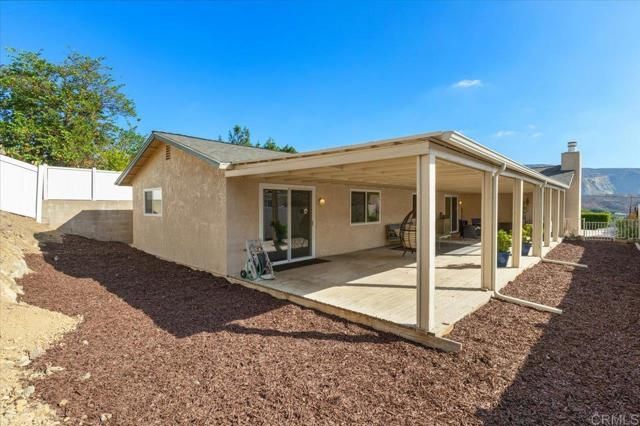 19065 Envoy Ave, Corona, CA 92881