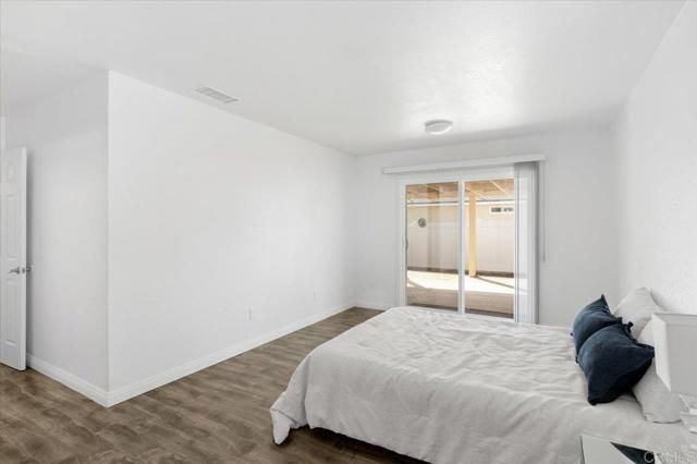 19065 Envoy Ave, Corona, CA 92881