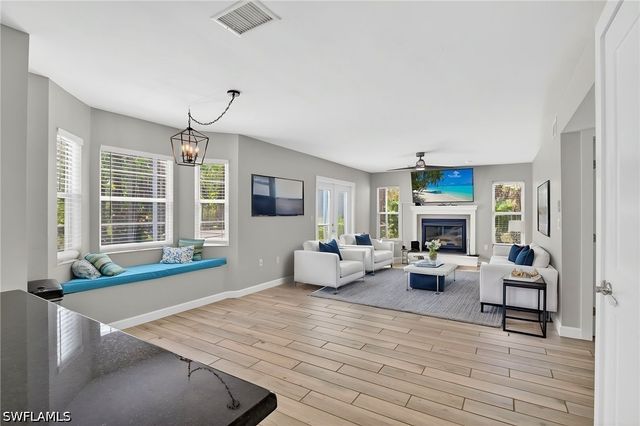 1720 16th ST NE, Naples, FL 34120