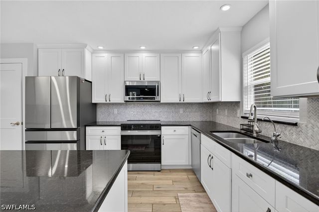 1720 16th ST NE, Naples, FL 34120