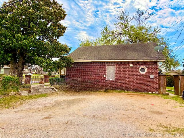 1108 S Atlanta Place, Tulsa, OK 74104