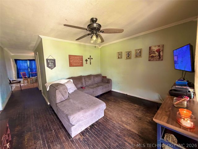 1108 S Atlanta Place, Tulsa, OK 74104