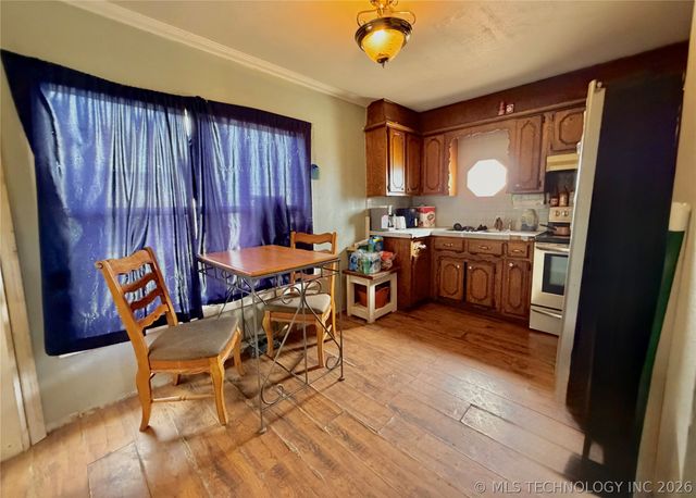 1108 S Atlanta Place, Tulsa, OK 74104