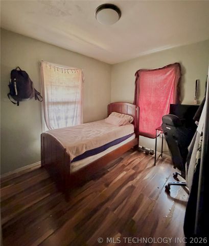 1108 S Atlanta Place, Tulsa, OK 74104