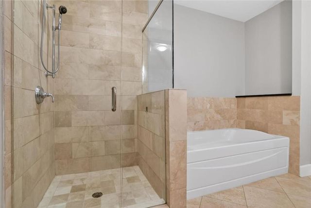 2795 Peachtree NE Road 1509, Atlanta, GA 30305