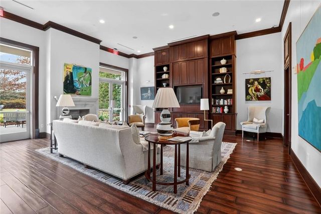 2795 Peachtree NE Road 1509, Atlanta, GA 30305