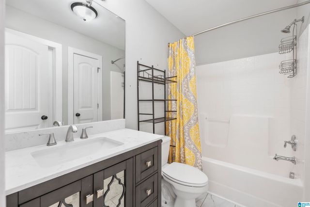 655 THE HEIGHTS LANE, Calera, AL 35040