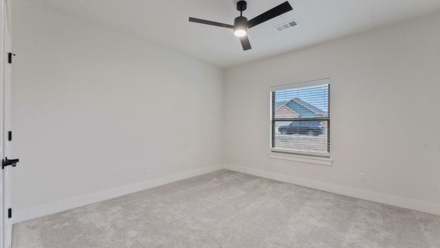 86 N Banner Avenue, Farmington, AR 72730