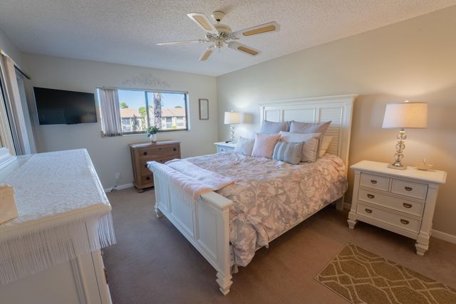 4725 E Lucerne Lakes Blvd Boulevard E 203, Lake Worth, FL 33467